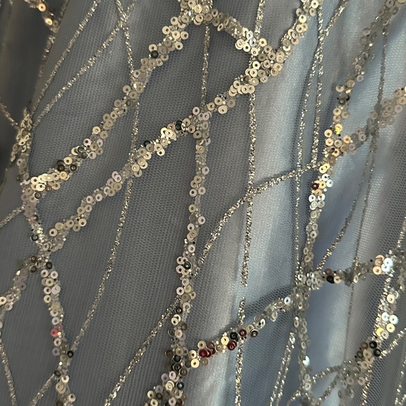 Prom dress light blue with sequins NWT Size 9/10 - Picture 4 of 7